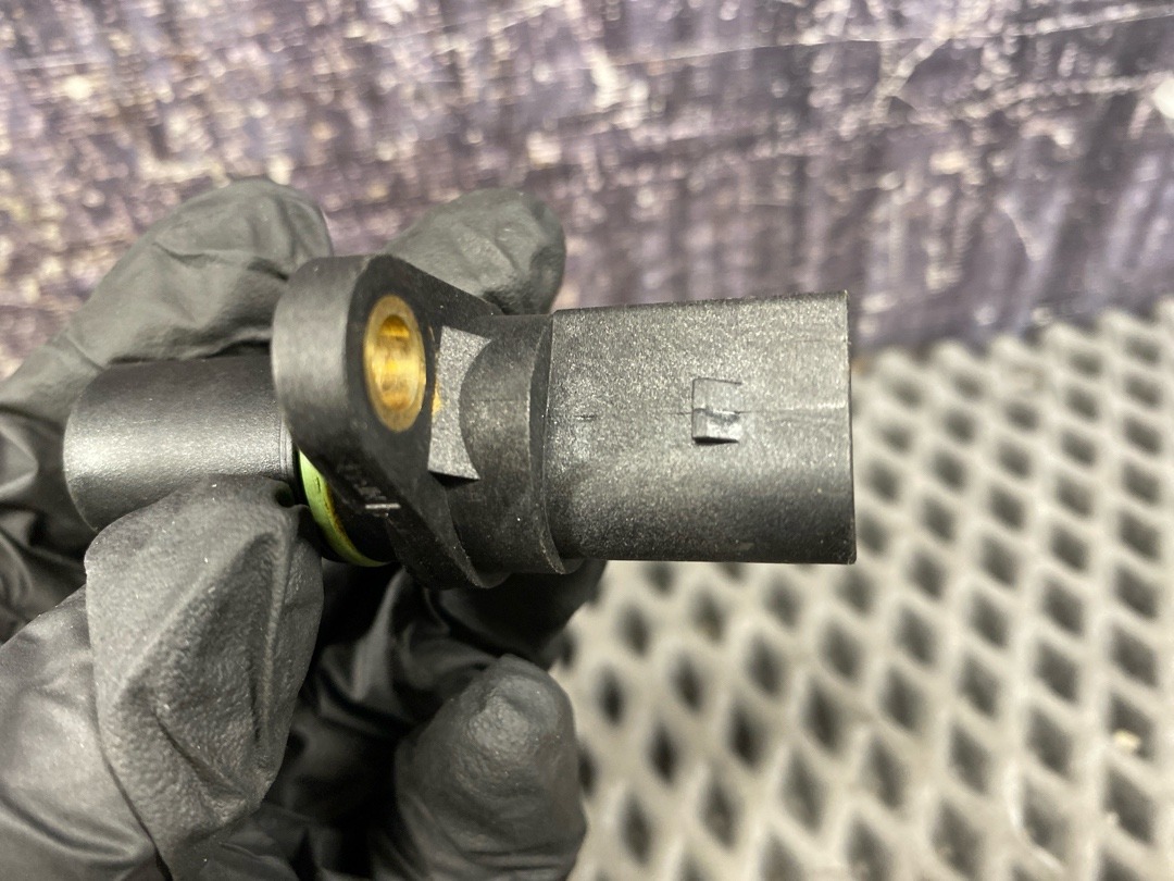 Датчик коленвала, 1820 рублей, Красноярск