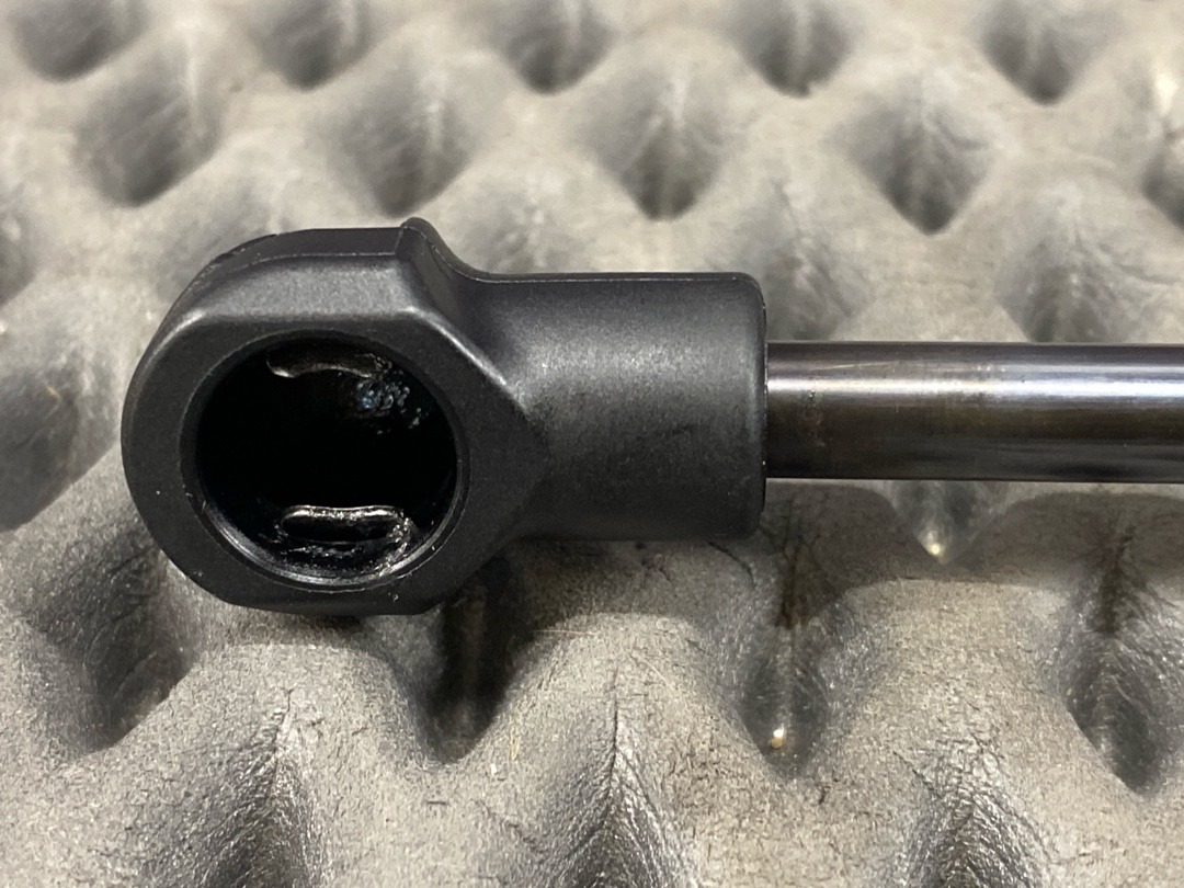 Амортизатор багажника, 1010 рублей, Красноярск