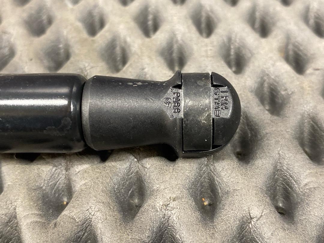 Амортизатор багажника, 1010 рублей, Красноярск