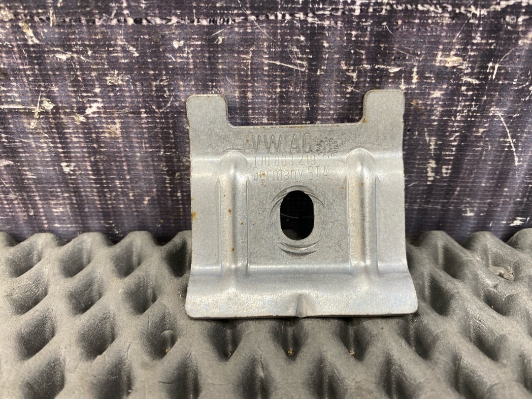 Крепление аккумулятора, 910 рублей, Красноярск