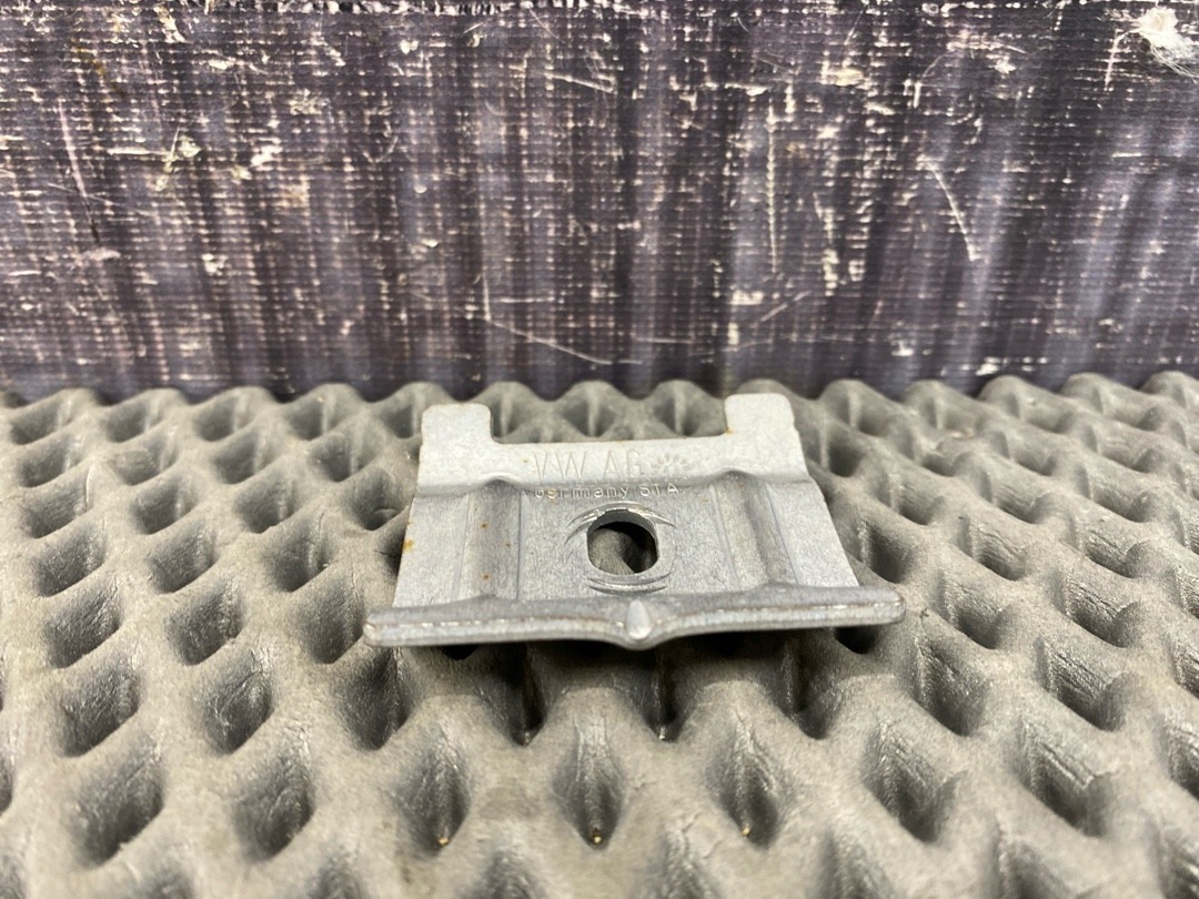 Крепление аккумулятора, 910 рублей, Красноярск