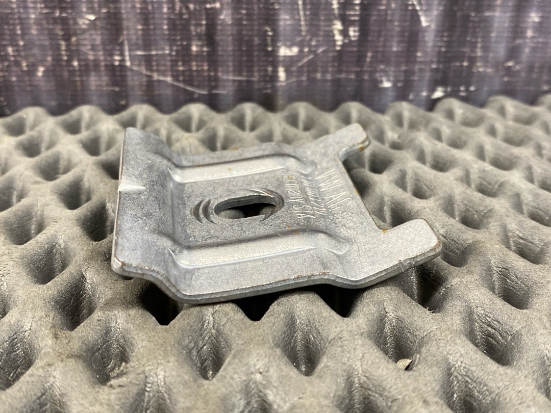 Крепление аккумулятора, 910 рублей, Красноярск