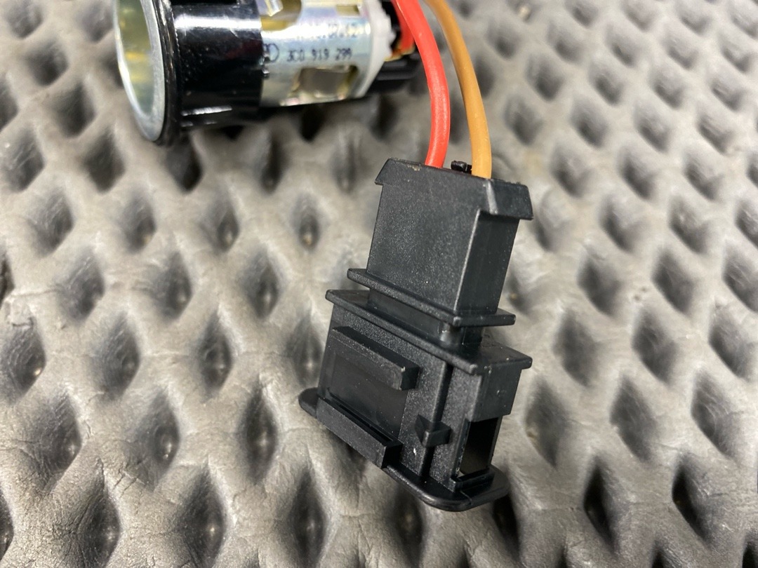 Розетка прикуривателя, 970 рублей, Красноярск