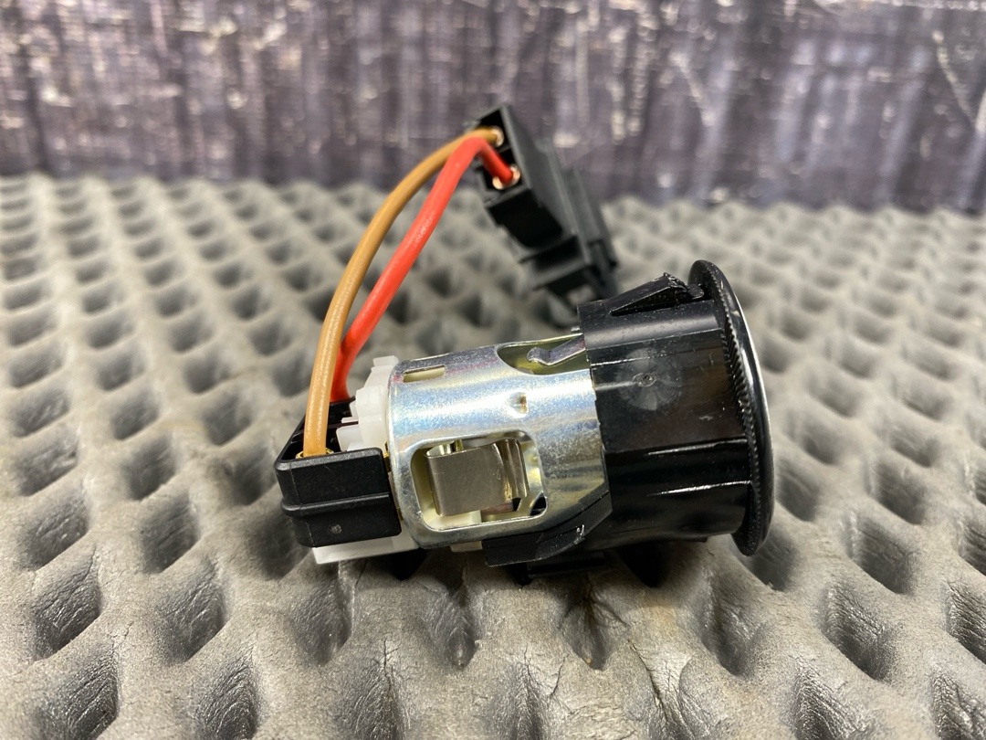 Розетка прикуривателя, 970 рублей, Красноярск