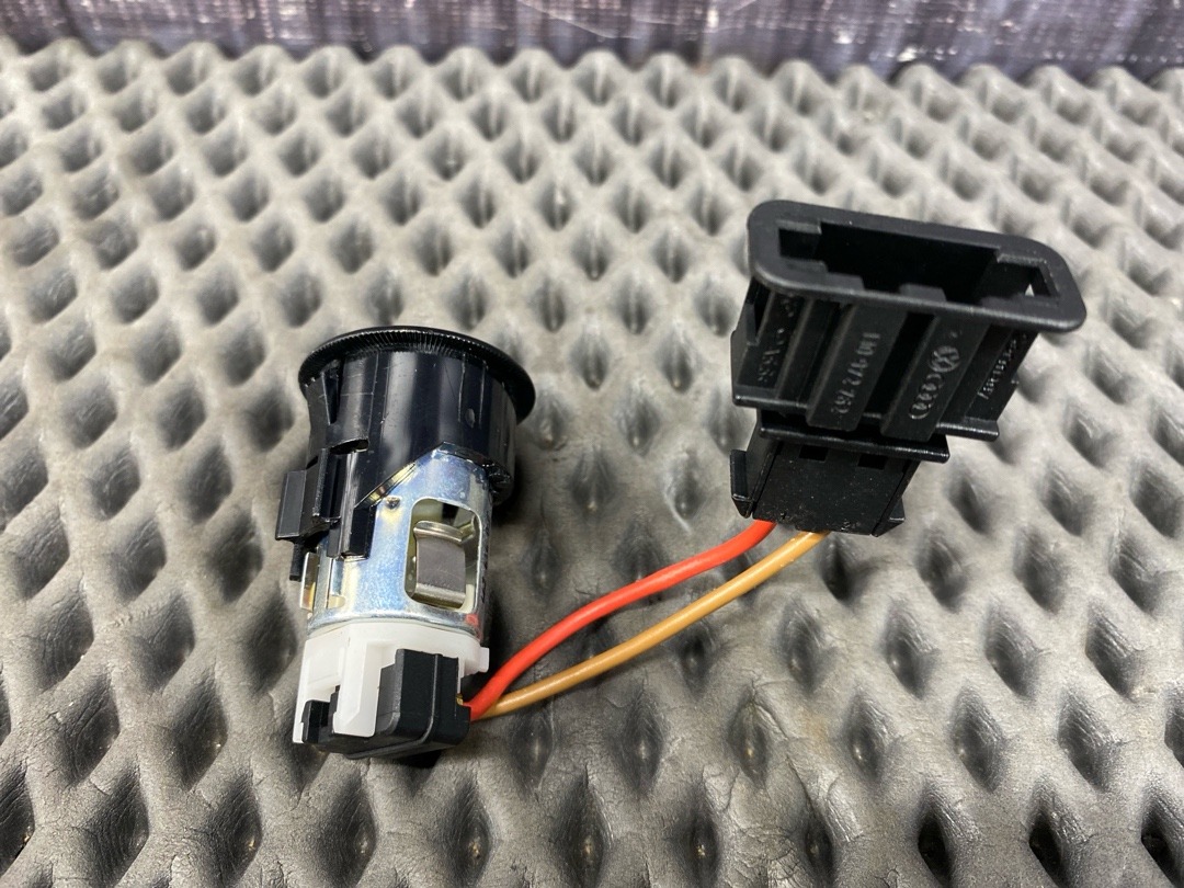 Розетка прикуривателя, 970 рублей, Красноярск