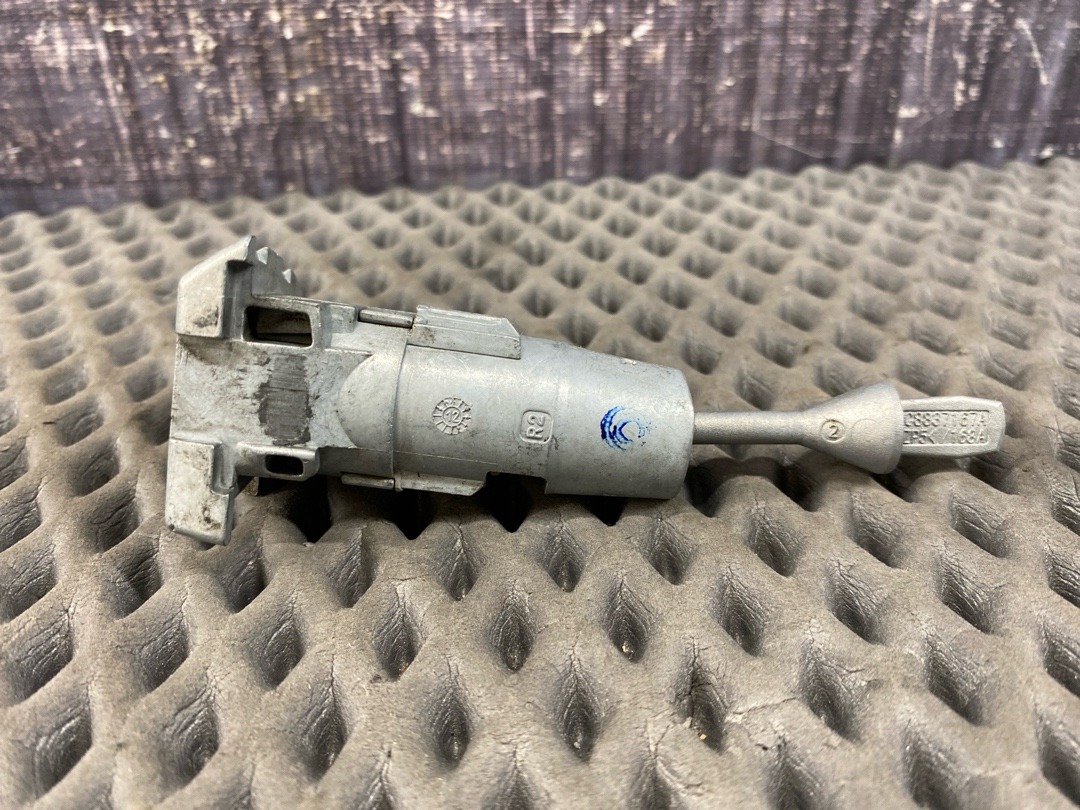 Комплект замков с ключом, 5390 рублей, Красноярск