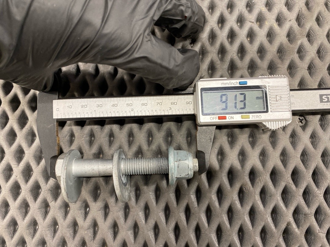 Болт развальный, 710 рублей, Красноярск