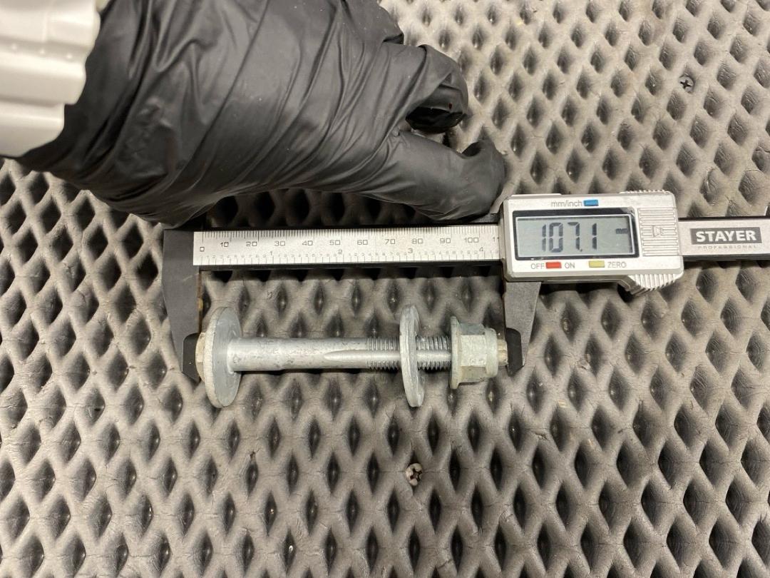 Болт развальный, 710 рублей, Красноярск