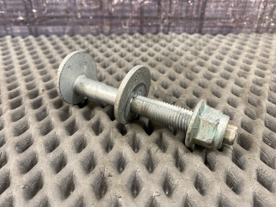 Болт развальный, 710 рублей, Красноярск