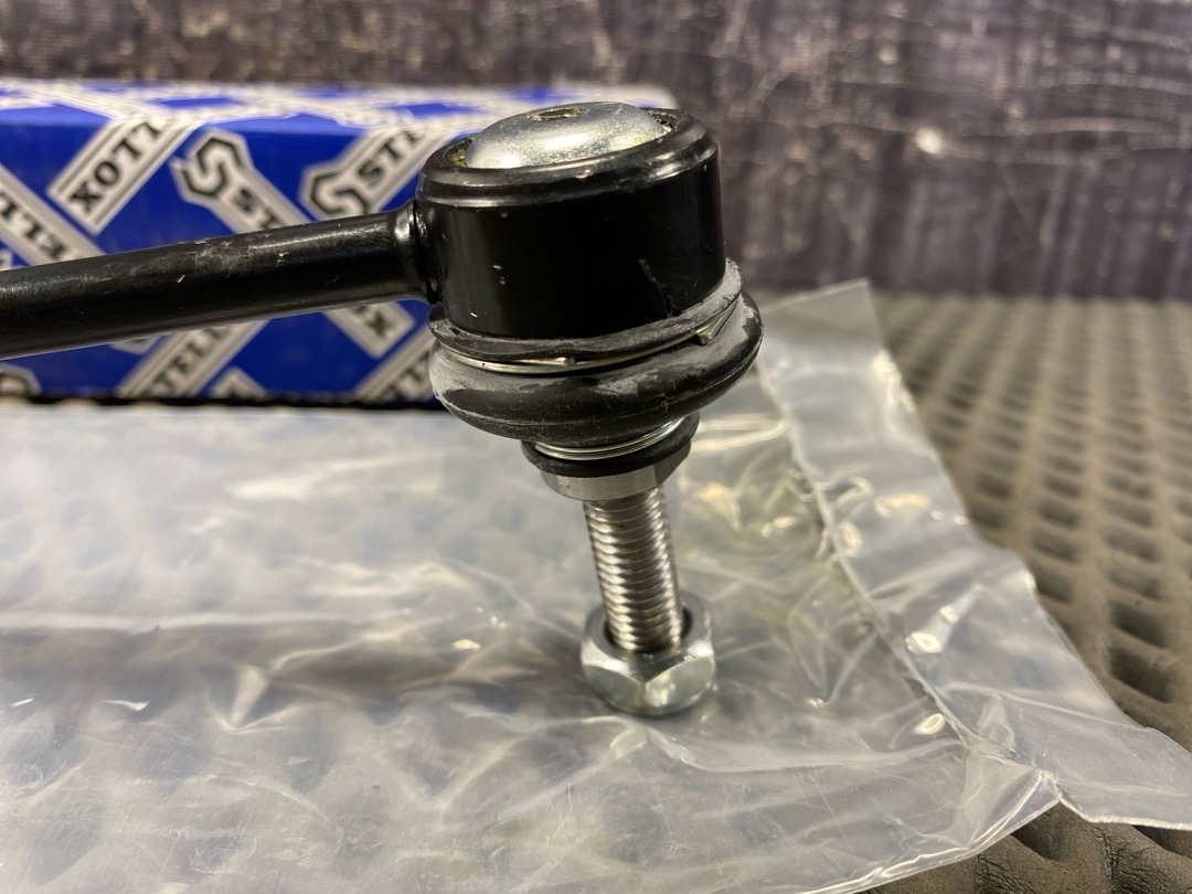 Стойка стабилизатора, 1060 рублей, Красноярск