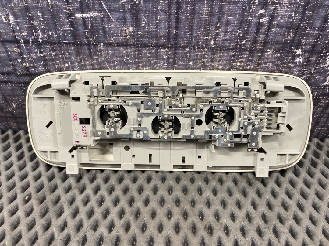 Плафон салона, 1340 рублей, Красноярск