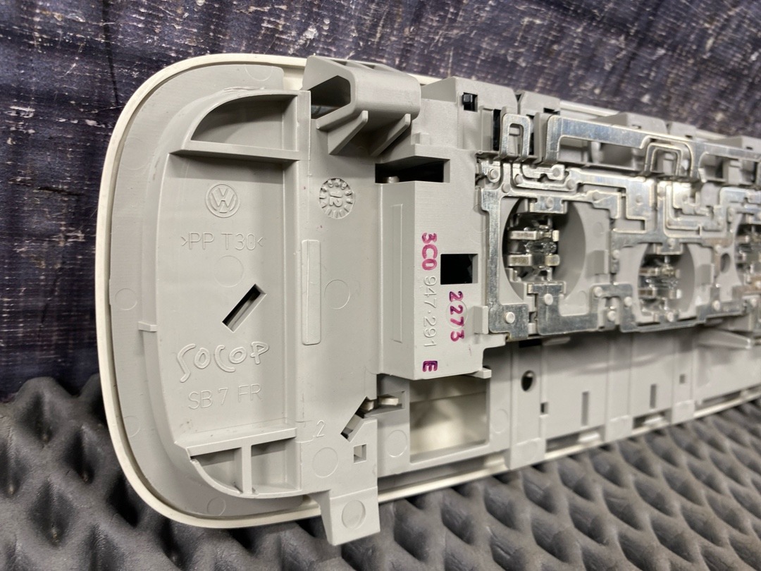 Плафон салона, 1340 рублей, Красноярск