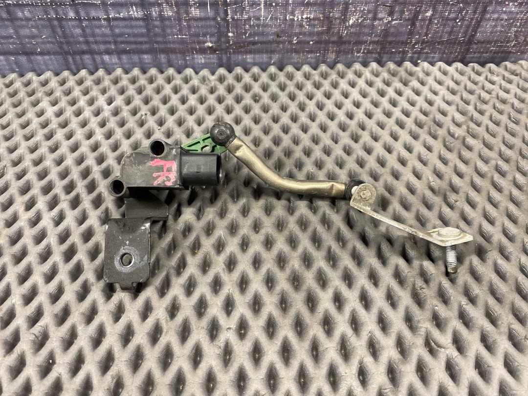 Датчик уровня подвески, 4410 рублей, Красноярск