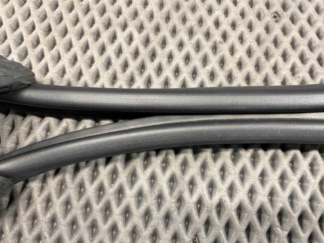 Подкапотный уплотнитель, 2960 рублей, Красноярск