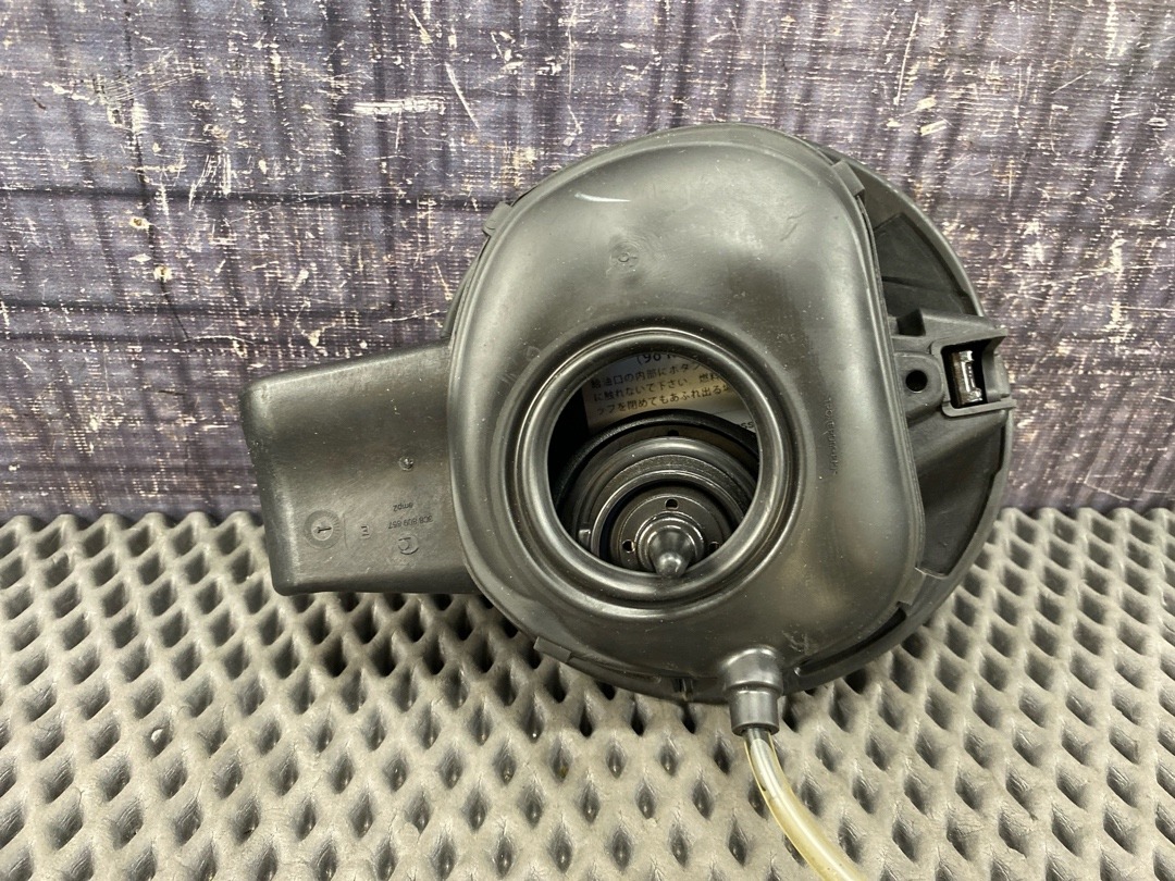 Лючок бензобака, 3360 рублей, Красноярск