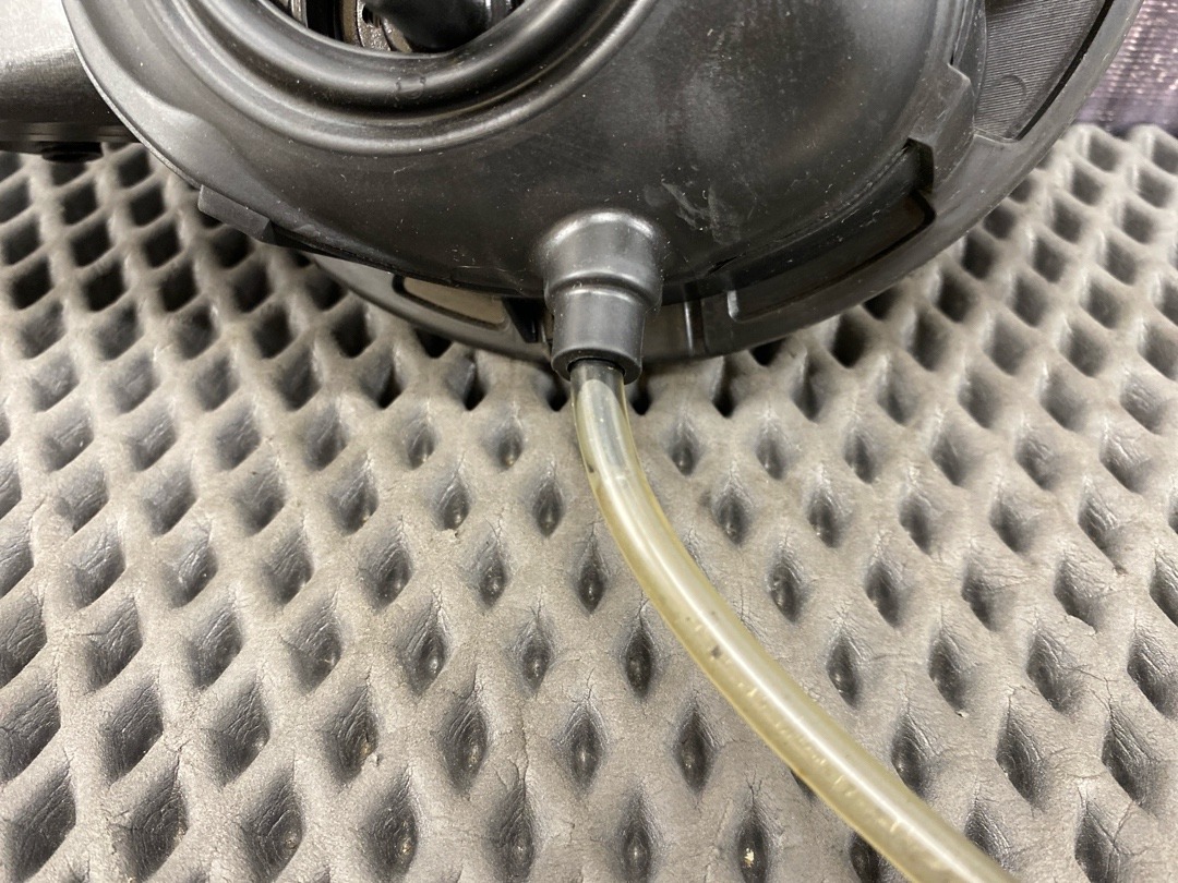 Лючок бензобака, 3360 рублей, Красноярск