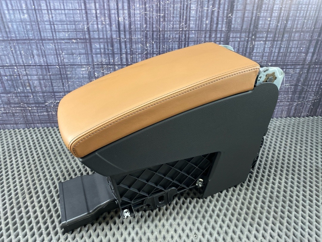 Подлокотник, 8220 рублей, Красноярск