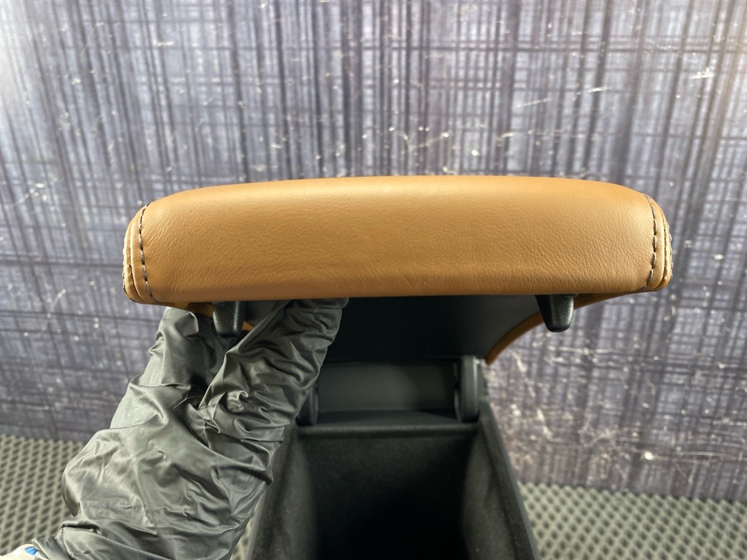 Подлокотник, 8220 рублей, Красноярск