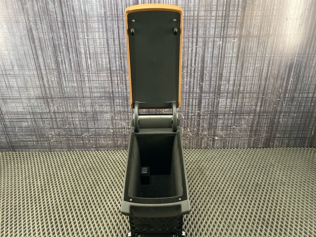 Подлокотник, 8220 рублей, Красноярск