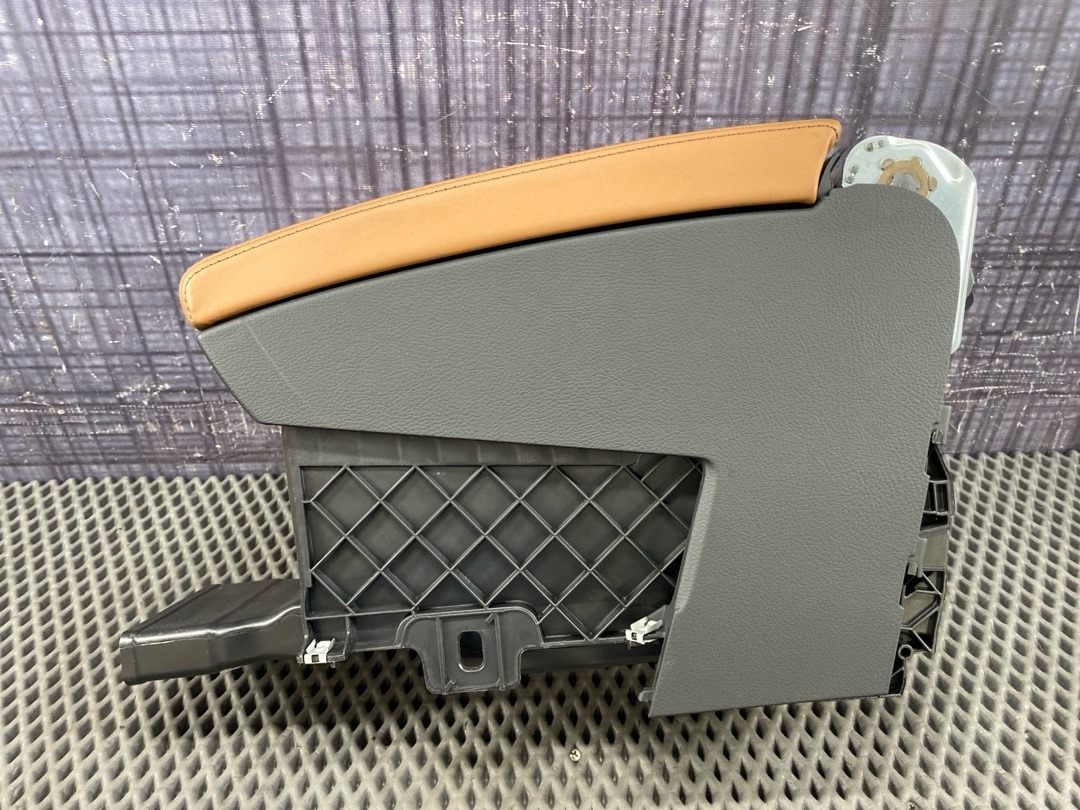 Подлокотник, 8220 рублей, Красноярск