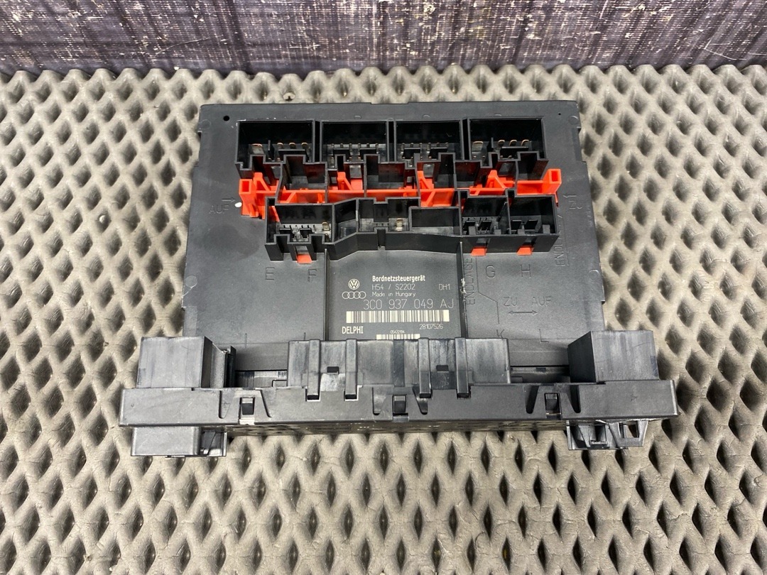 Блок управления бортовой сети, 2729 рублей, Красноярск