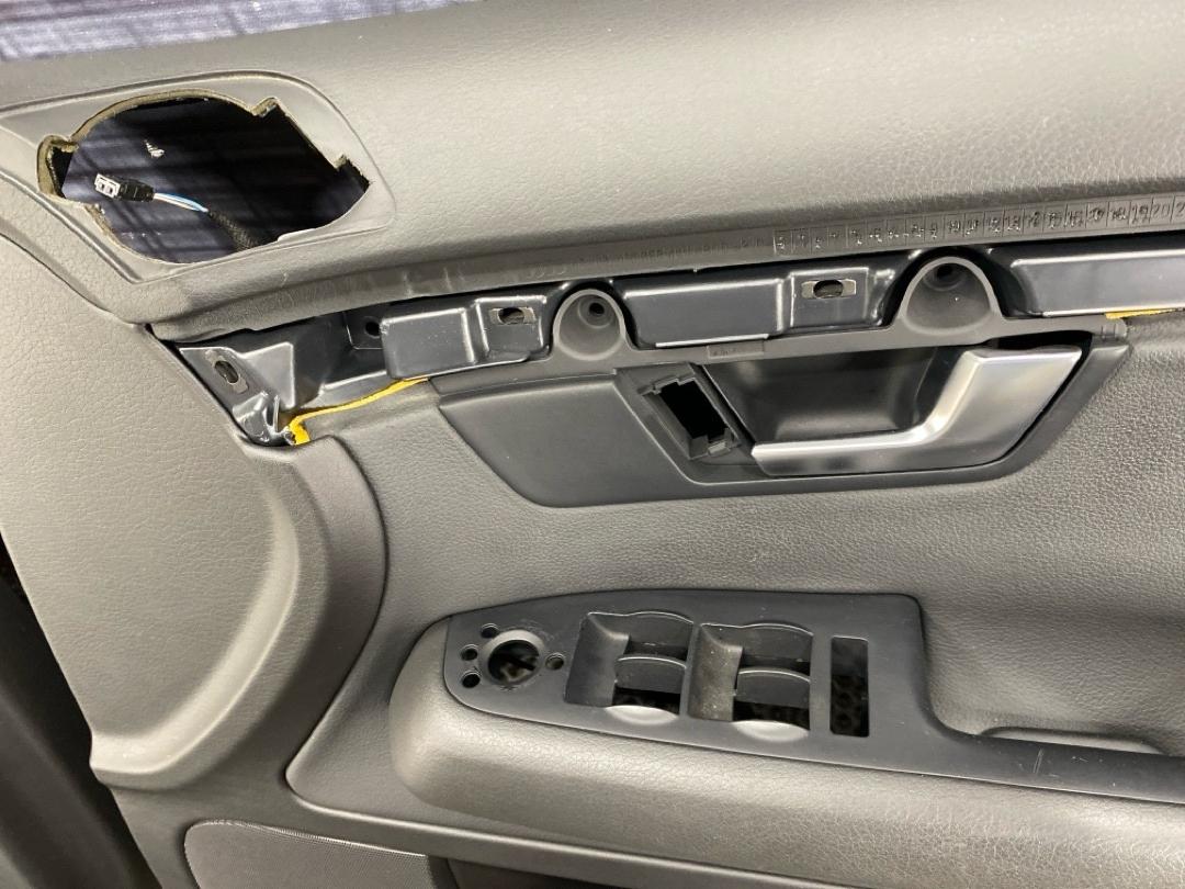 Комплект обшивок дверей, 7360 рублей, Красноярск