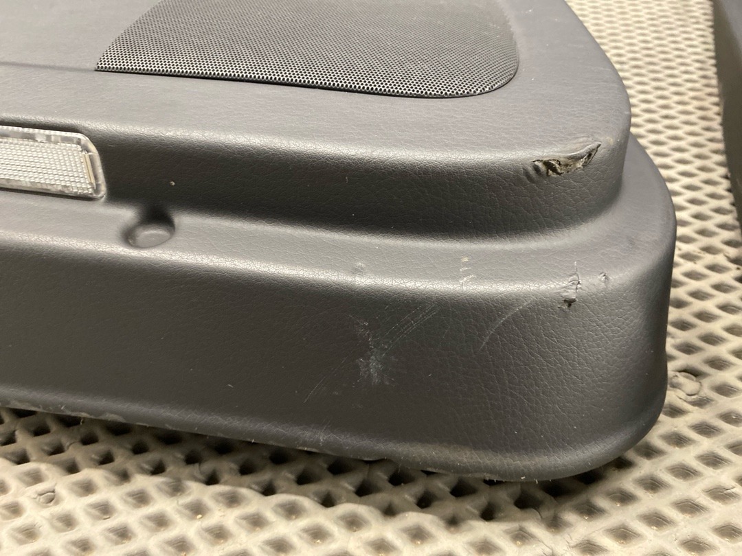 Комплект обшивок дверей, 7360 рублей, Красноярск