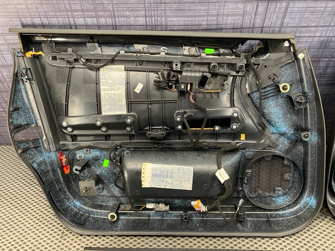 Комплект обшивок дверей, 7360 рублей, Красноярск