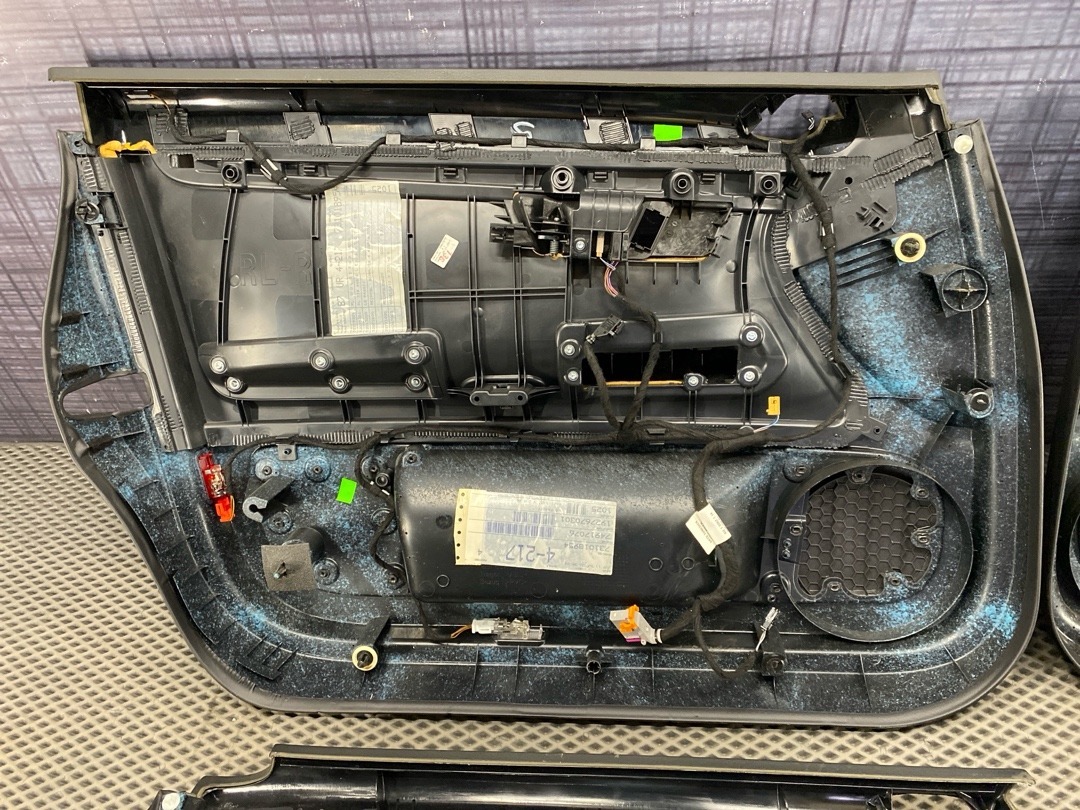 Комплект обшивок дверей, 7360 рублей, Красноярск