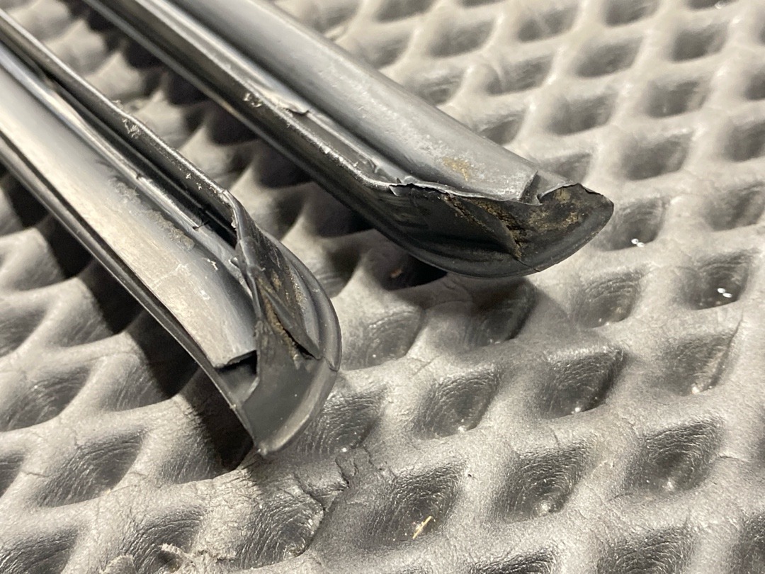 Молдинг лобового стекла, 1680 рублей, Красноярск