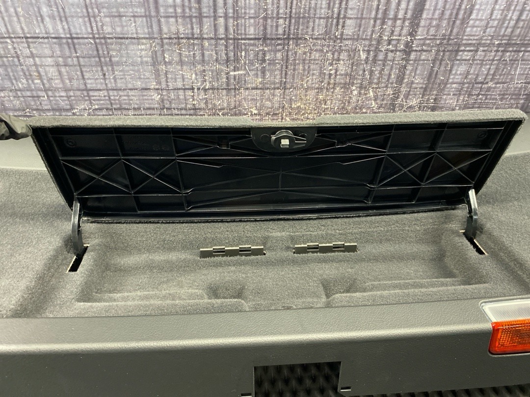 Обшивка крышки багажника, 2280 рублей, Красноярск