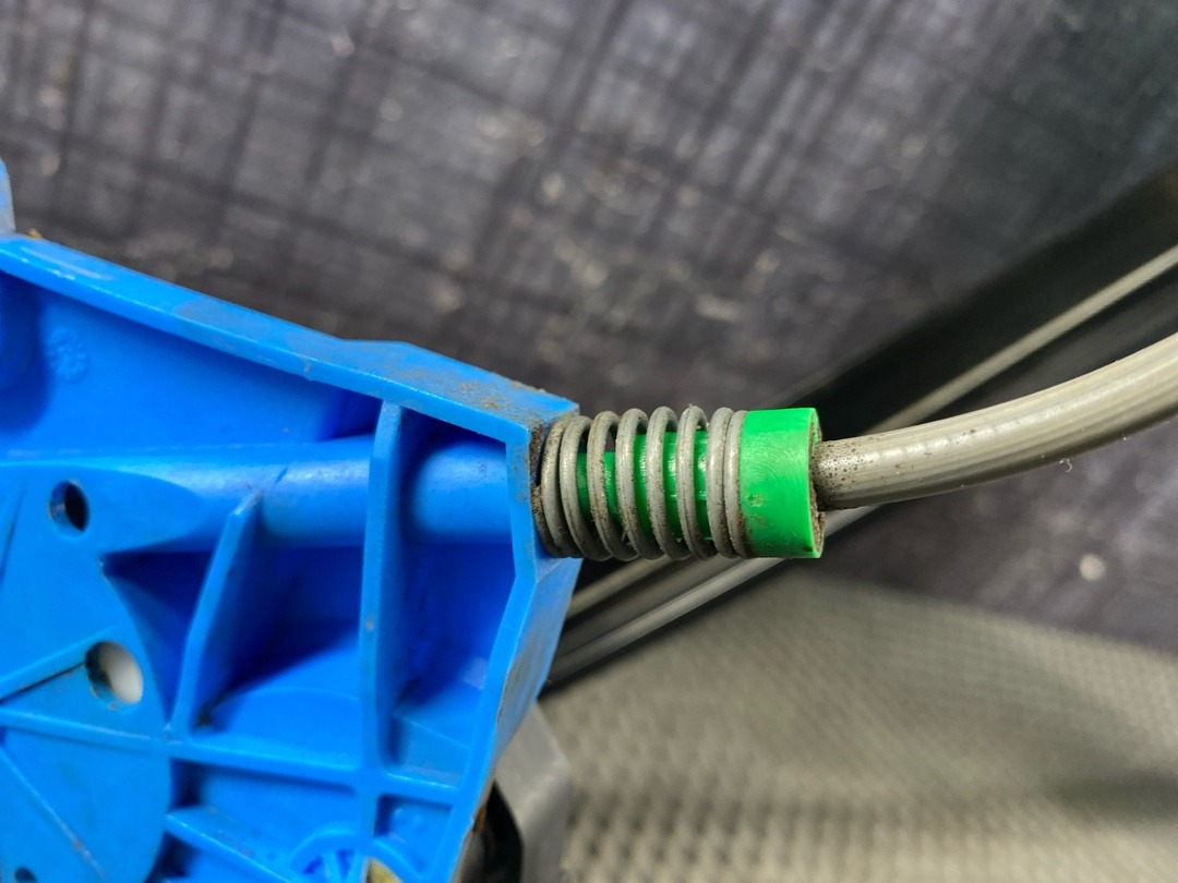 Стеклоподъемник, 2240 рублей, Красноярск