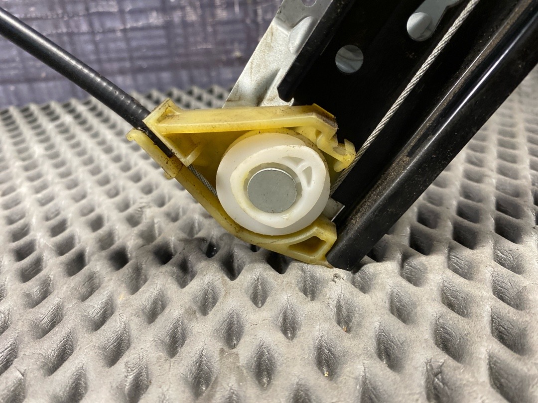 Стеклоподъемник, 2240 рублей, Красноярск