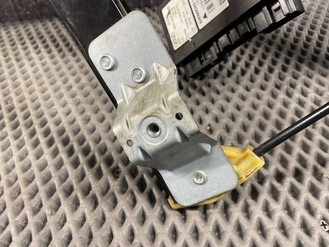 Стеклоподъемник, 2240 рублей, Красноярск