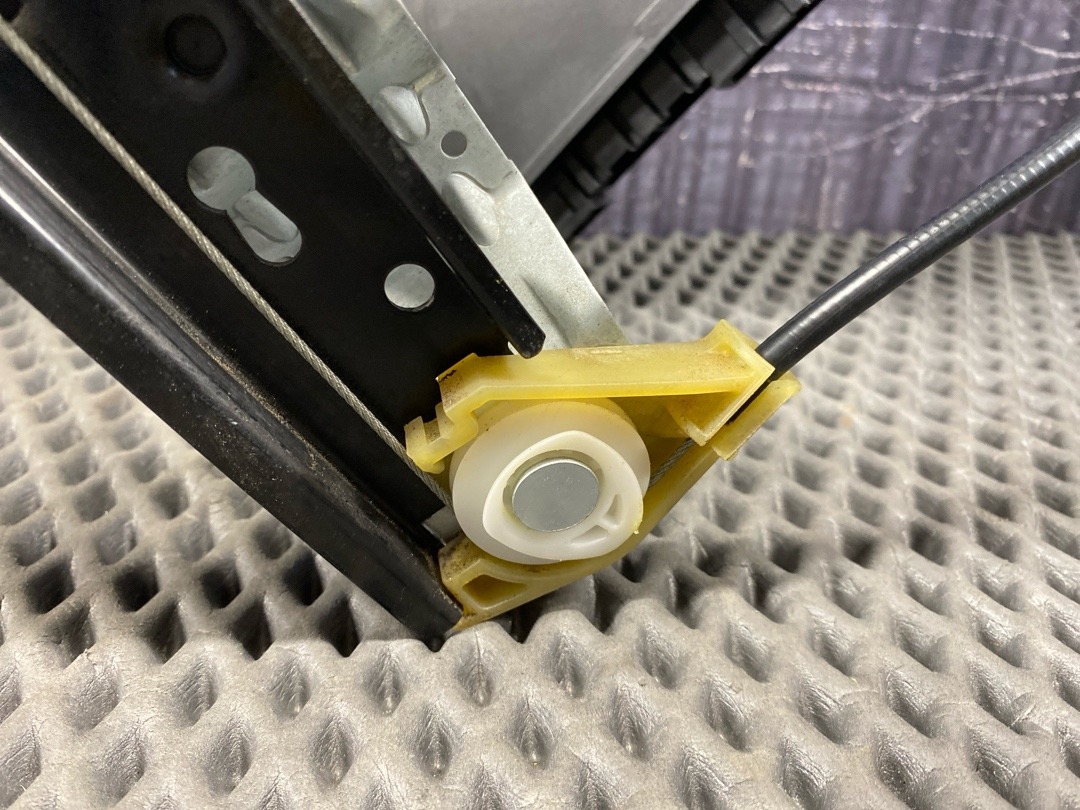 Стеклоподъемник, 2020 рублей, Красноярск