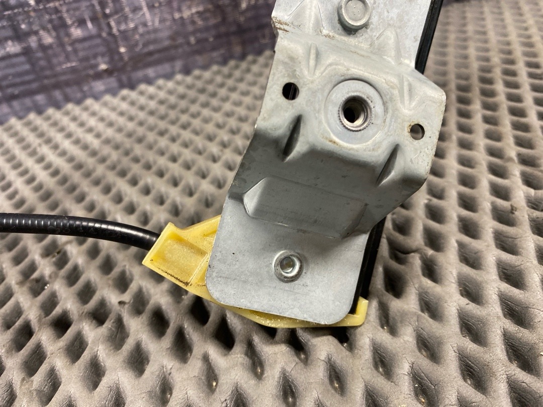 Стеклоподъемник, 2020 рублей, Красноярск