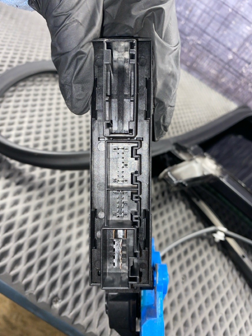 Стеклоподъемник, 2020 рублей, Красноярск