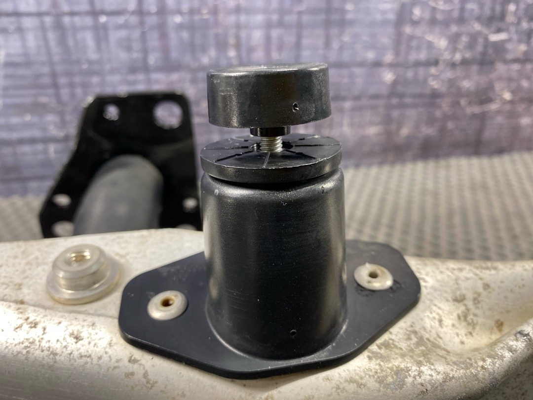 Усилитель бампера, 4610 рублей, Красноярск