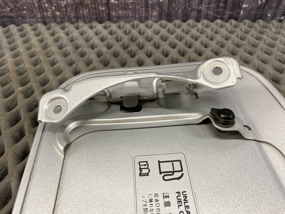 Лючок бензобака, 990 рублей, Красноярск