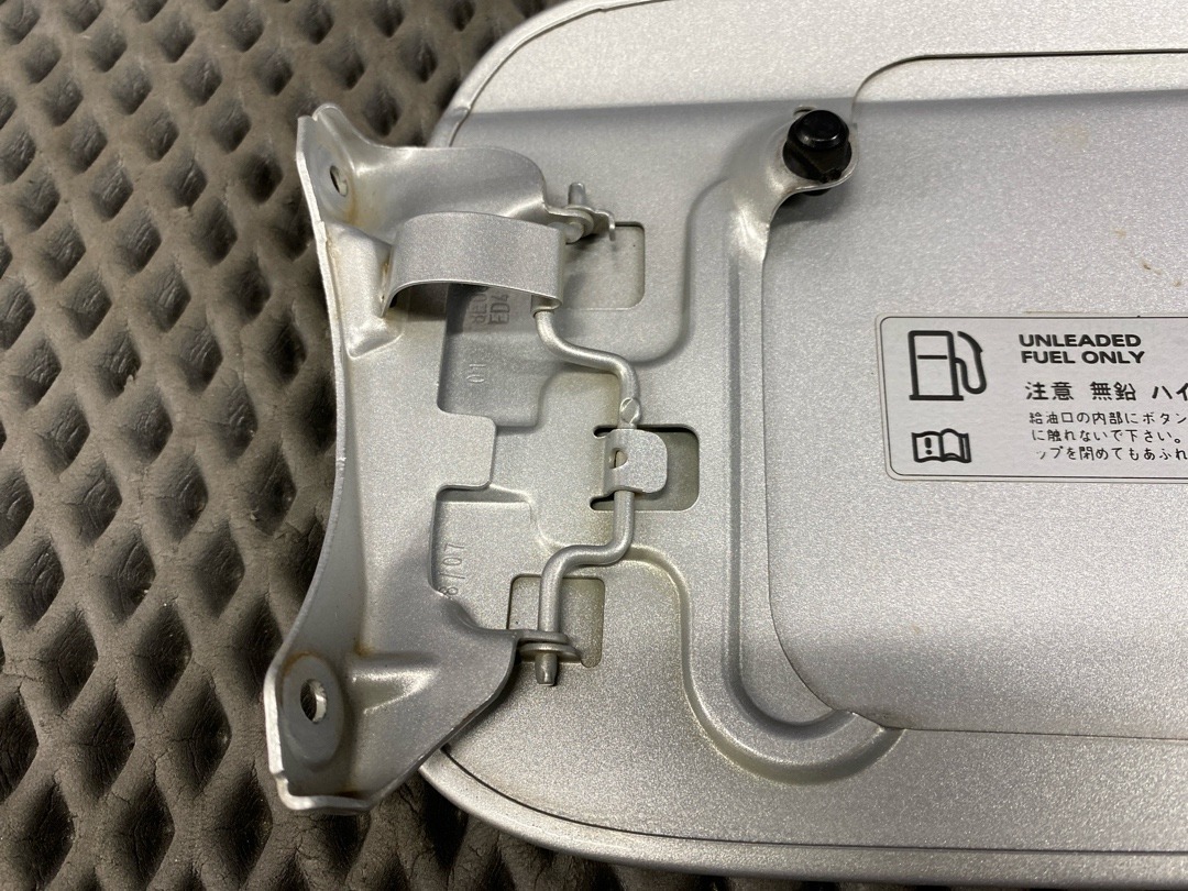 Лючок бензобака, 990 рублей, Красноярск