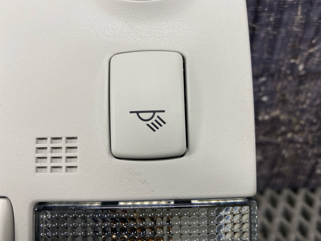 Плафон салона, 1420 рублей, Красноярск