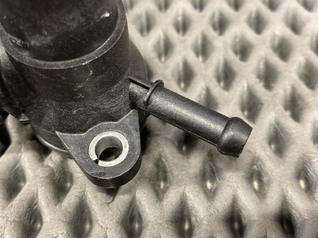 Фланец системы охлаждения, 1360 рублей, Красноярск