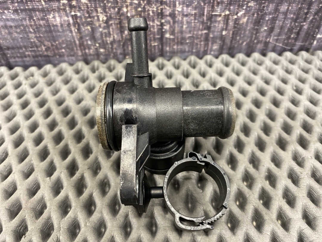 Фланец системы охлаждения, 1360 рублей, Красноярск