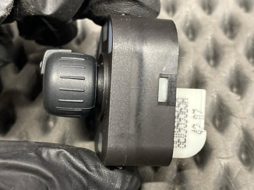 Кнопка регулировки зеркал, 1680 рублей, Красноярск