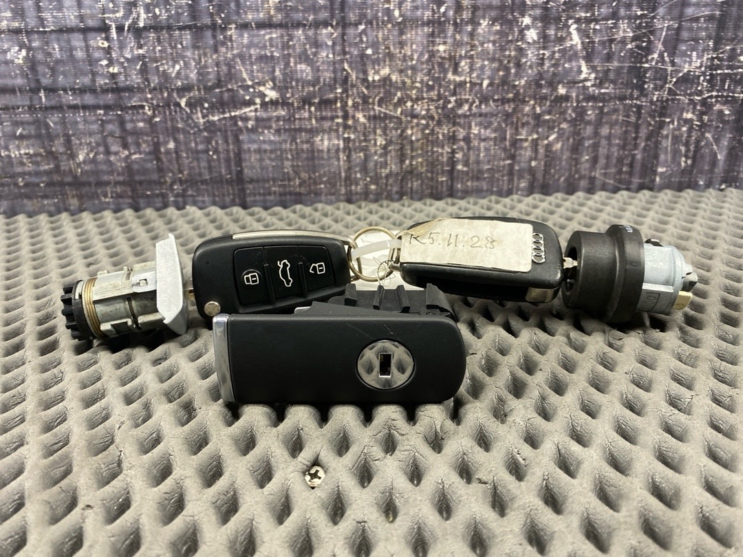 Комплект замков с ключом, 6890 рублей, Красноярск