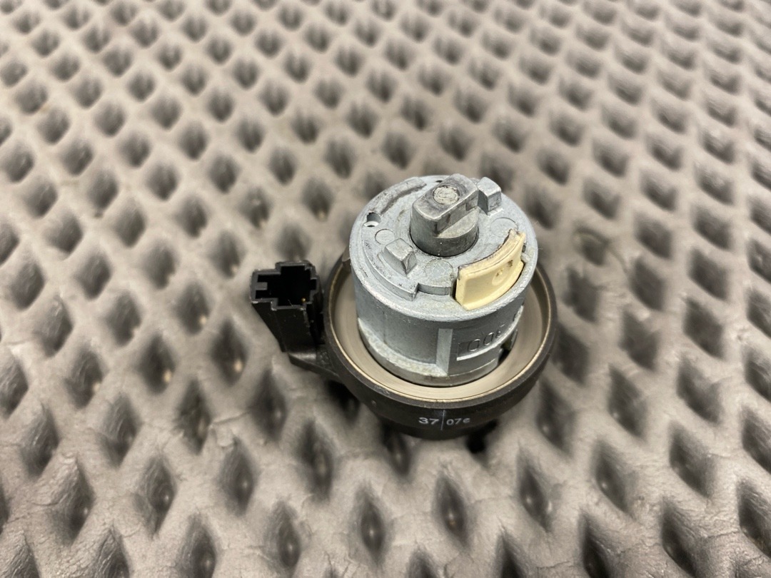 Комплект замков с ключом, 6890 рублей, Красноярск