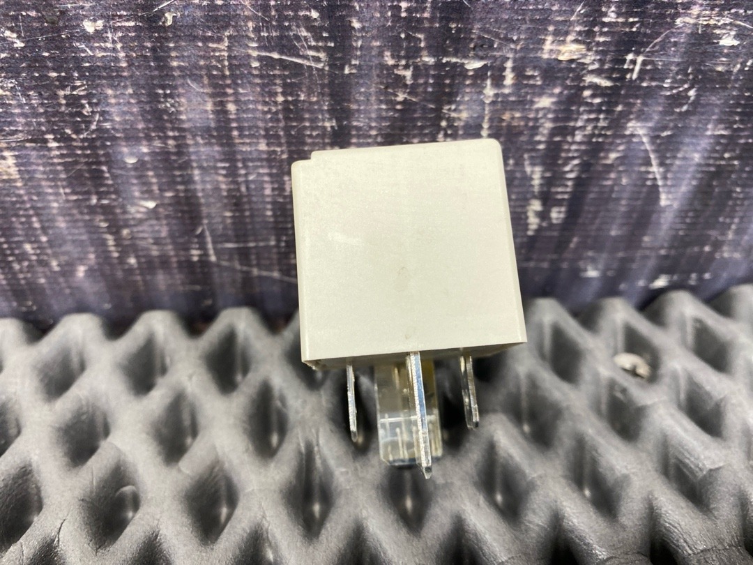 Реле, 640 рублей, Красноярск