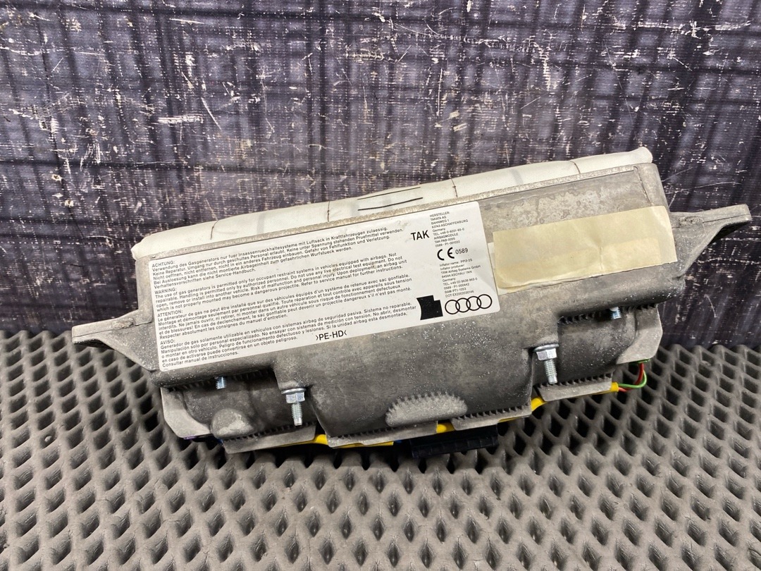 Подушка безопасности, 1620 рублей, Красноярск