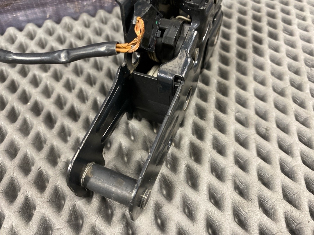 Замок капота, 1920 рублей, Красноярск