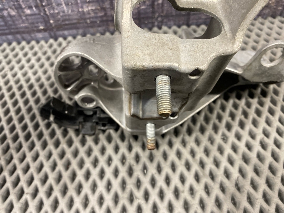 Кронштейн двигателя, 1210 рублей, Красноярск